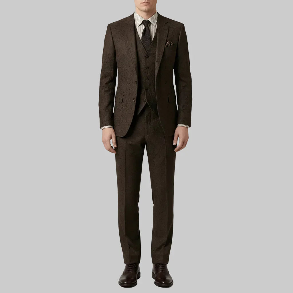 Traje formal de tres piezas de corte ajustado Formvex