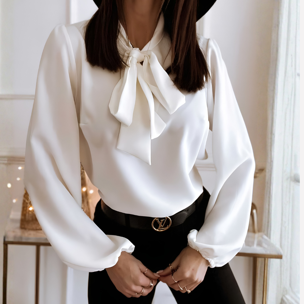 Blusa de mujer con detalle de lazo