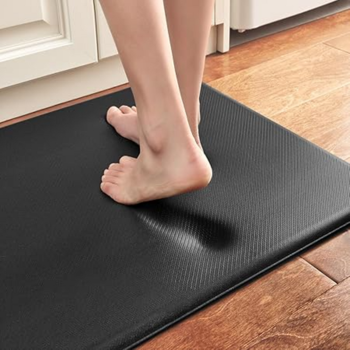 Alfombra cómoda para el suelo de la cocina.