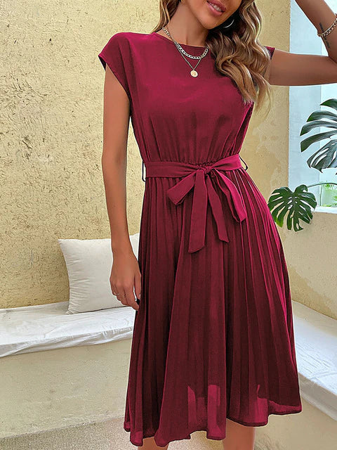 Vestido Mini Plisado de Manga Corta
