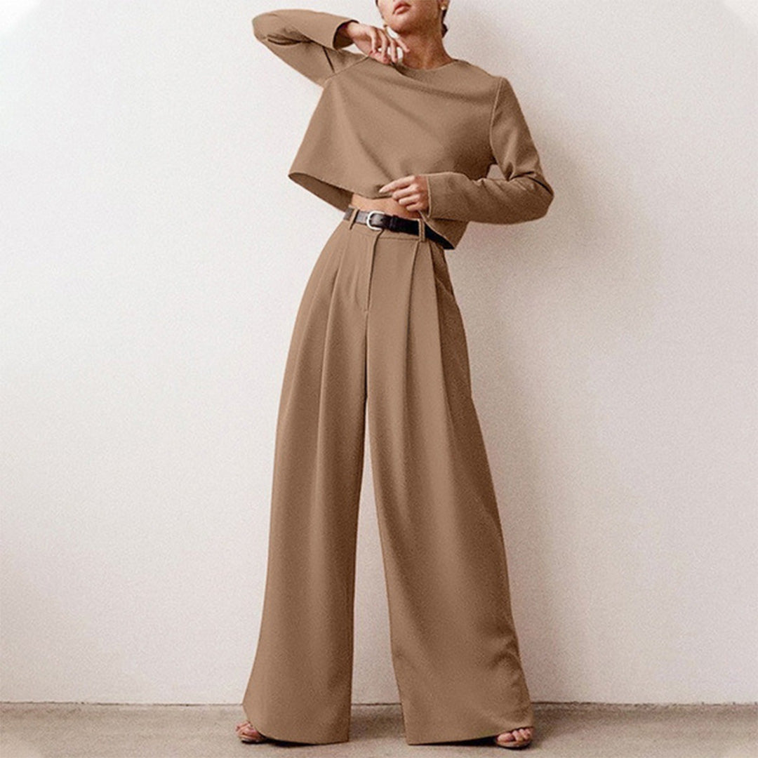 Elegante conjunto de dos piezas con pantalones palazzo