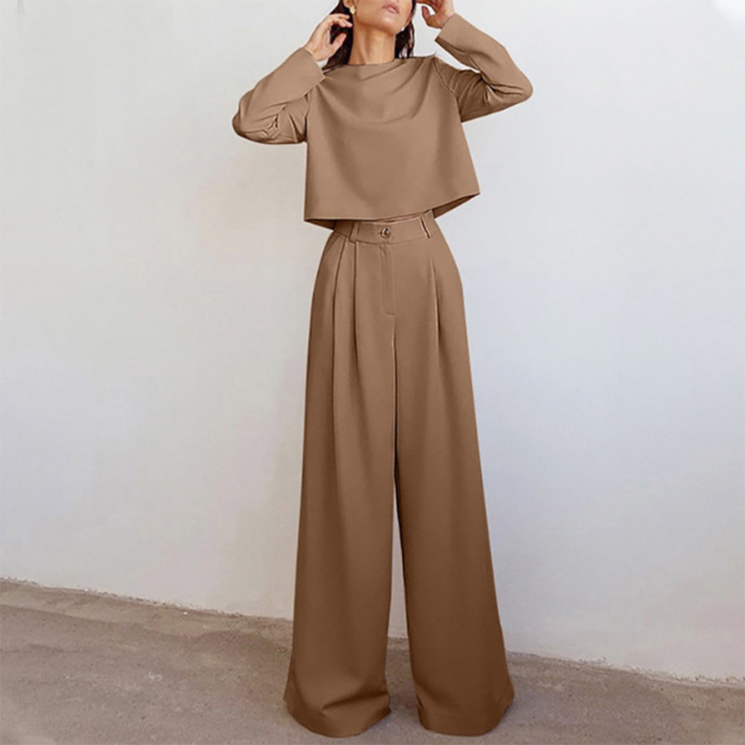 Elegante conjunto de dos piezas con pantalones palazzo
