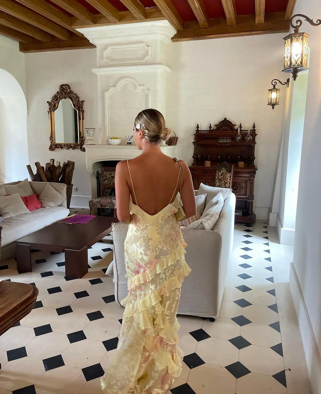 Vestido largo con volantes para mujer, elegante y romántico.