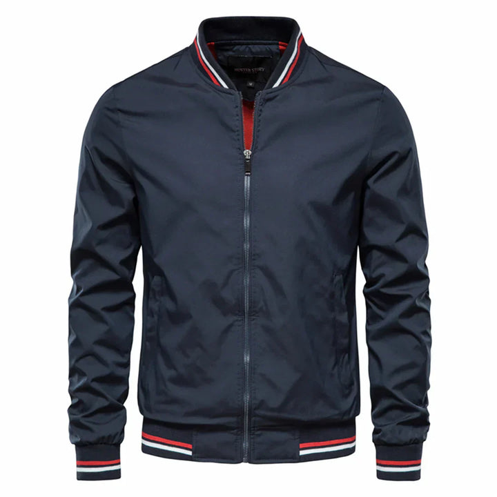 Chaqueta bomber UrbanFlex: estilo elegante y comodidad para el día a día
