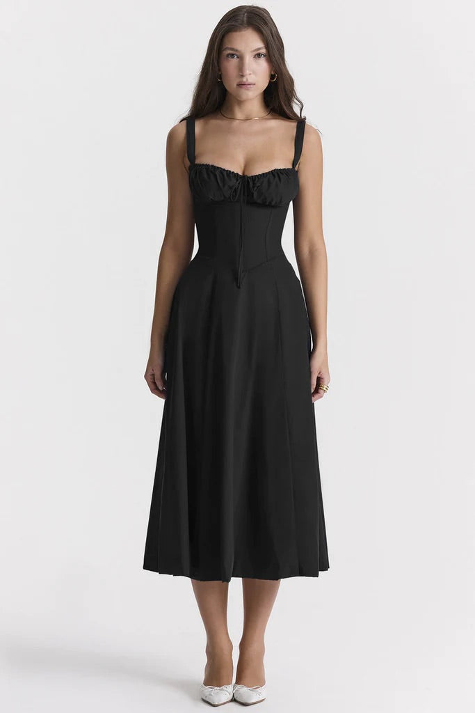 Vestido floral que marca la cintura