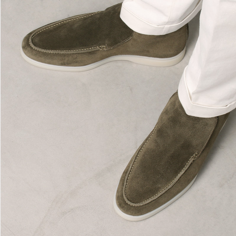 Elegante botín de ante para hombre