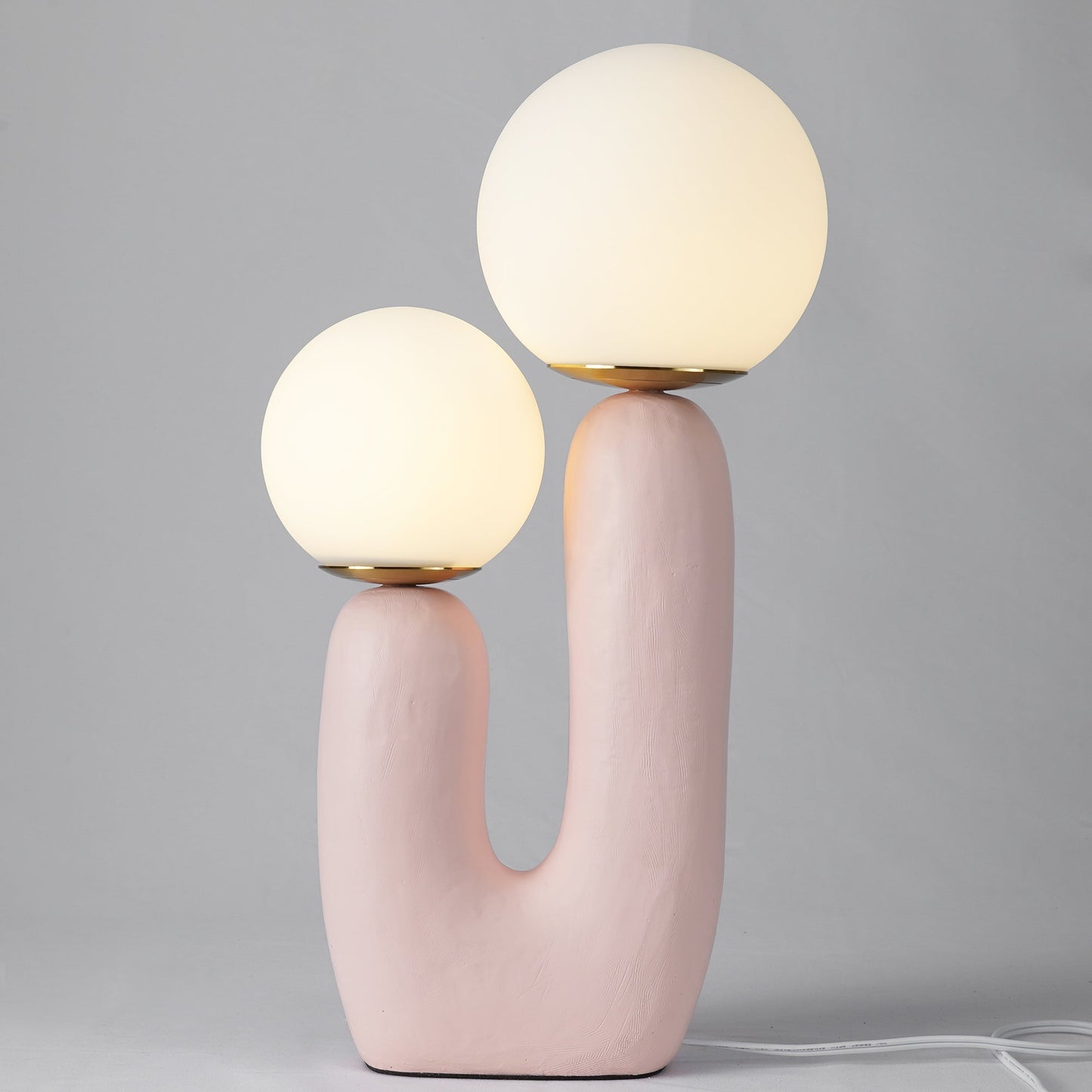LumiVetro - Lámpara de Mesa Contemporánea de Vidrio y Resina