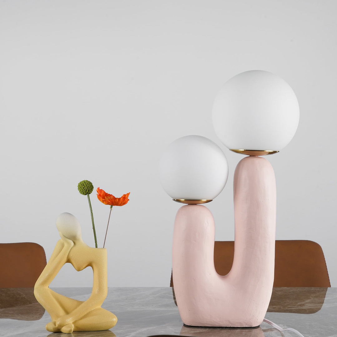LumiVetro - Lámpara de Mesa Contemporánea de Vidrio y Resina