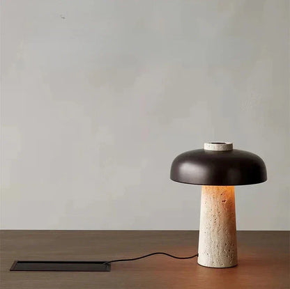 LumiTerra - Lámpara de Mesa de Travertino