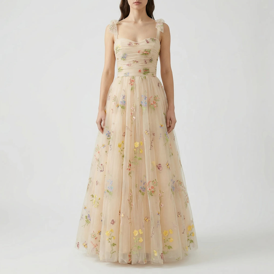 Tullevara - Vestido de gala de tul bordado