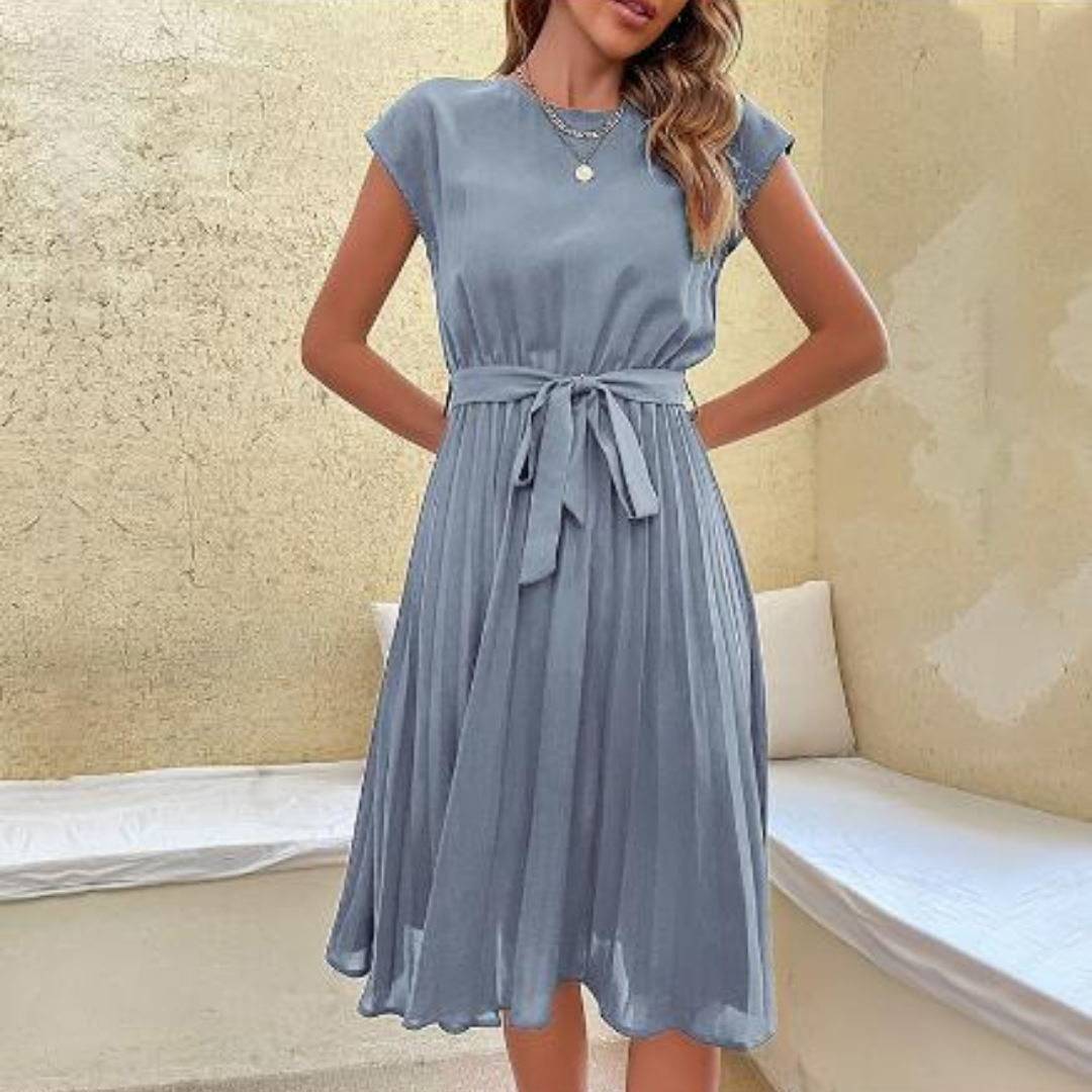 Vestido Mini Plisado de Manga Corta