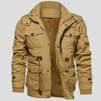 Chaqueta resistente para hombre: una capa resistente para días fríos y ventosos