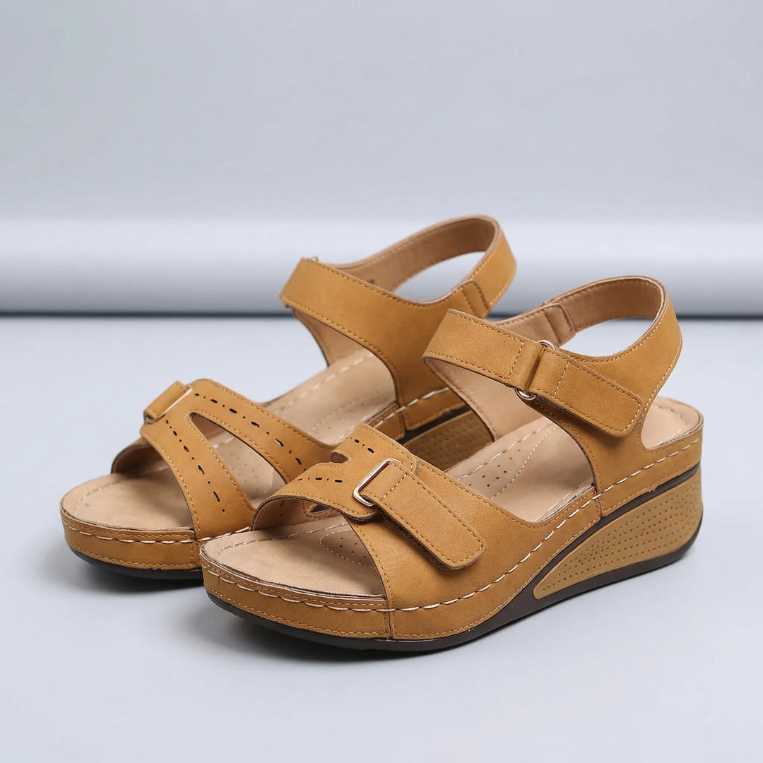 Veltrisa - Sandalia de cuña con punta abierta y doble tira