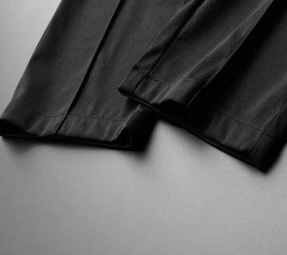 Conjunto de dos piezas de polo y pantalón para hombre