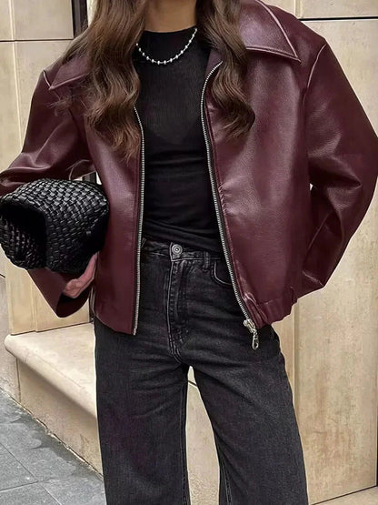 Chaqueta de piel sintética burdeos para mujer