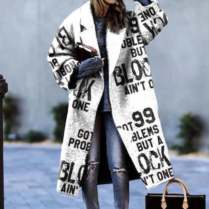 Abrigo largo de otoño con estilo
