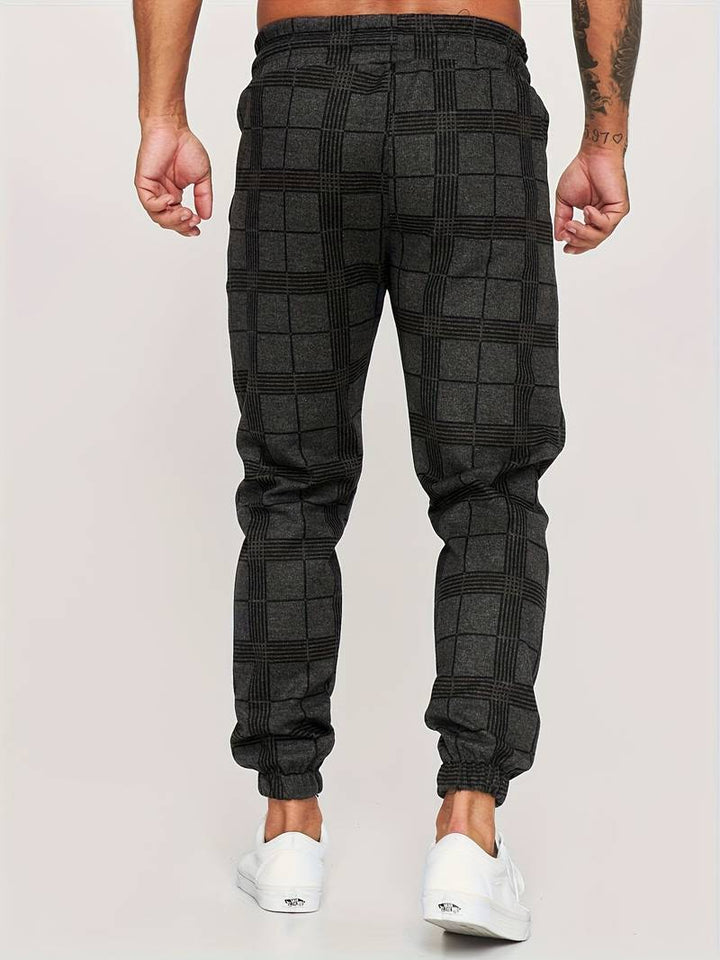 UrbanFit – Pantalones de chándal a cuadros de corte entallado para hombre
