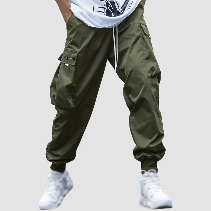 Pantalones cargo con estilo