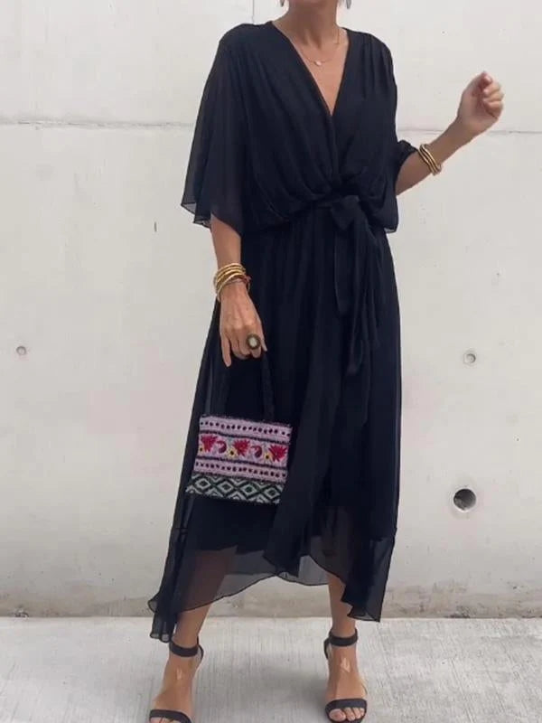 Elegante vestido con cuello en V