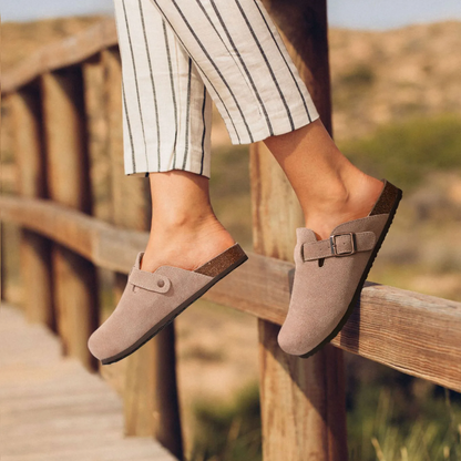 Sandalias Ortopédicas de Suela de Corcho y Ante para Mujer: Comodidad y Estilo para el Verano