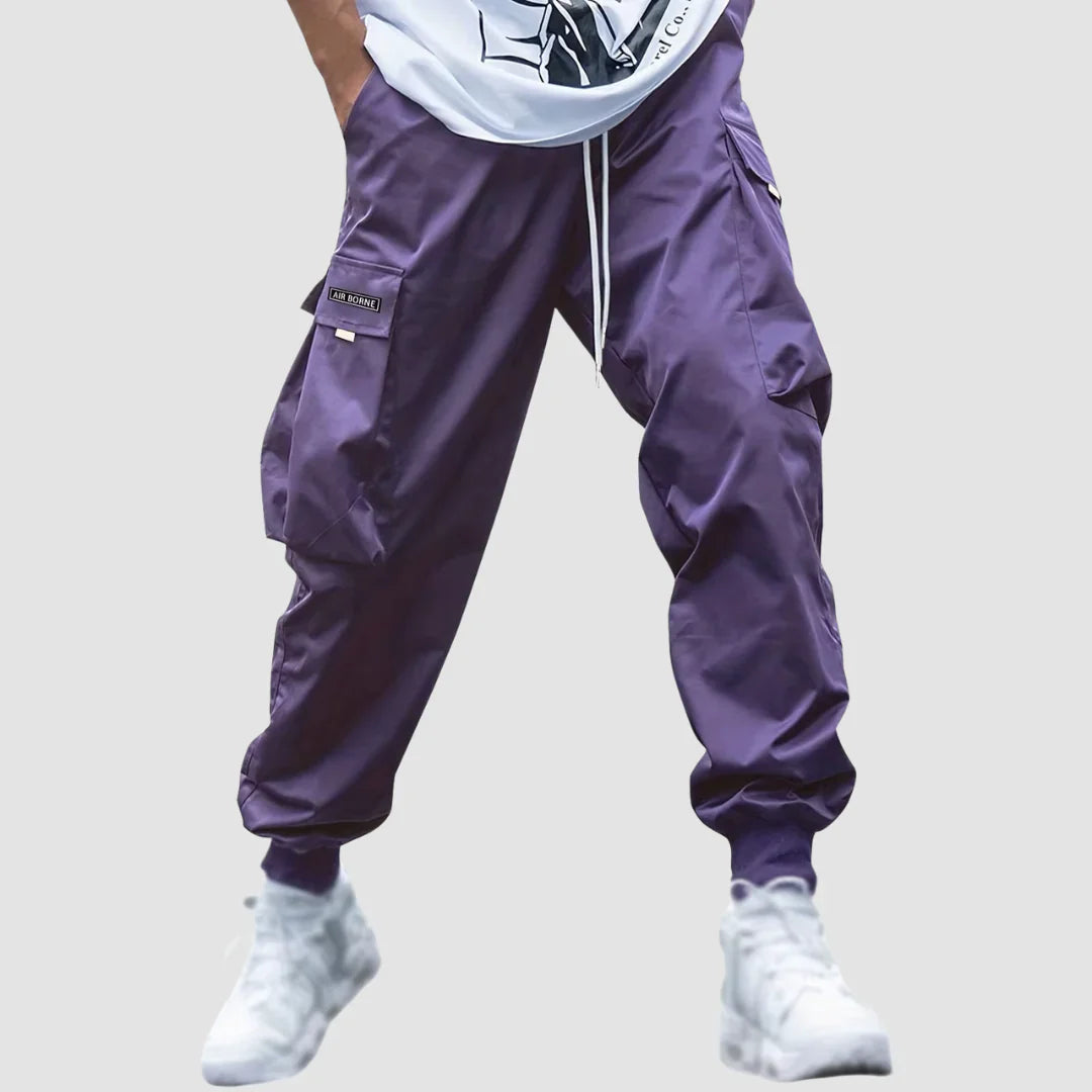 Pantalones cargo con estilo