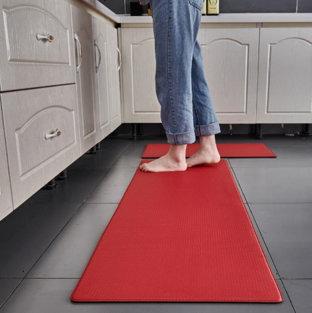 Alfombra cómoda para el suelo de la cocina.