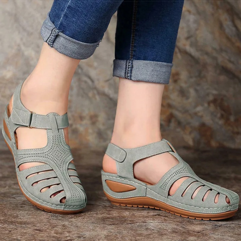 Astrid – Diseñadas para el equilibrio. Sandalias para mujer