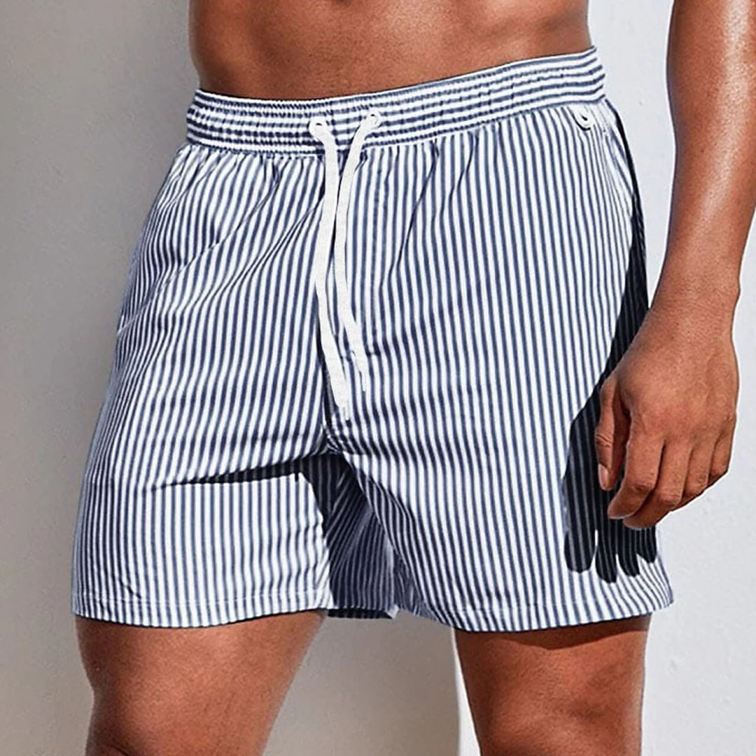 Elegantes pantalones cortos para hombre