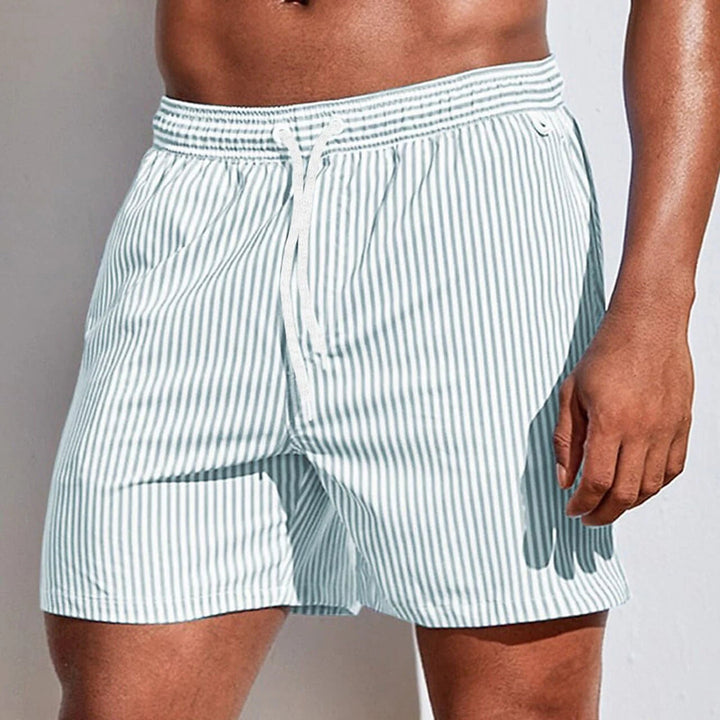 Elegantes pantalones cortos para hombre